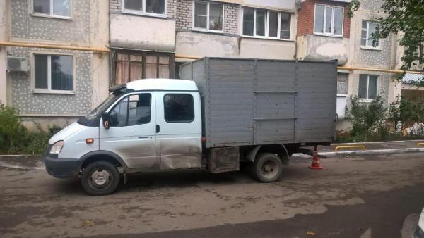 В Пятигорске во дворе жилого дома «ГАЗель» сбила бабушку